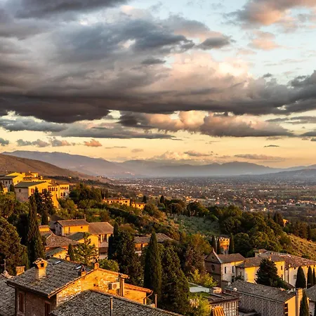 Le Volte - Charm E Storia In Centro Storico * Assisi